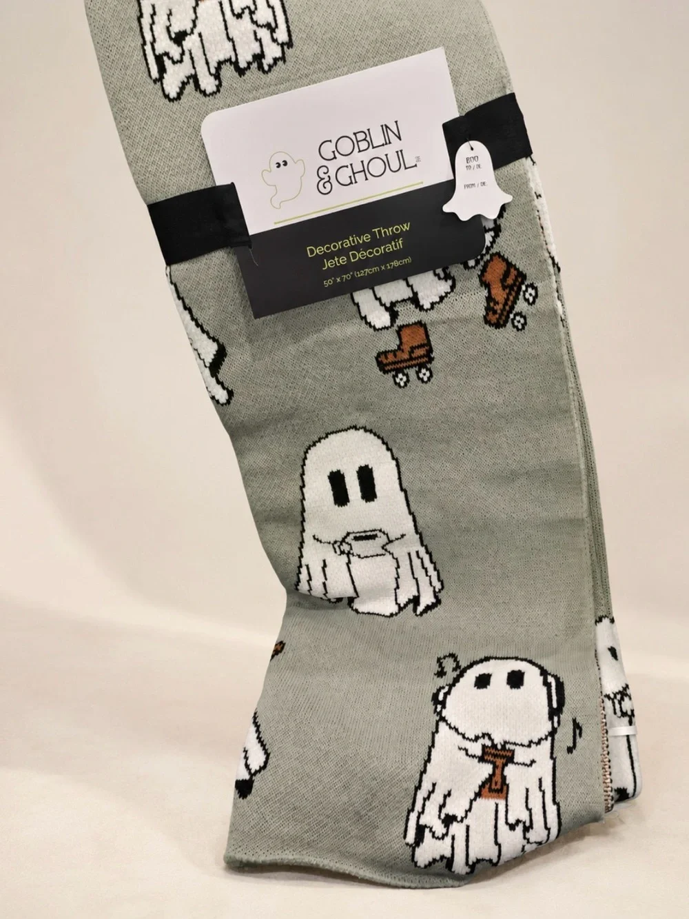 Goblin&ghoul Ghost Throw Blanket - Sage Green 50x70